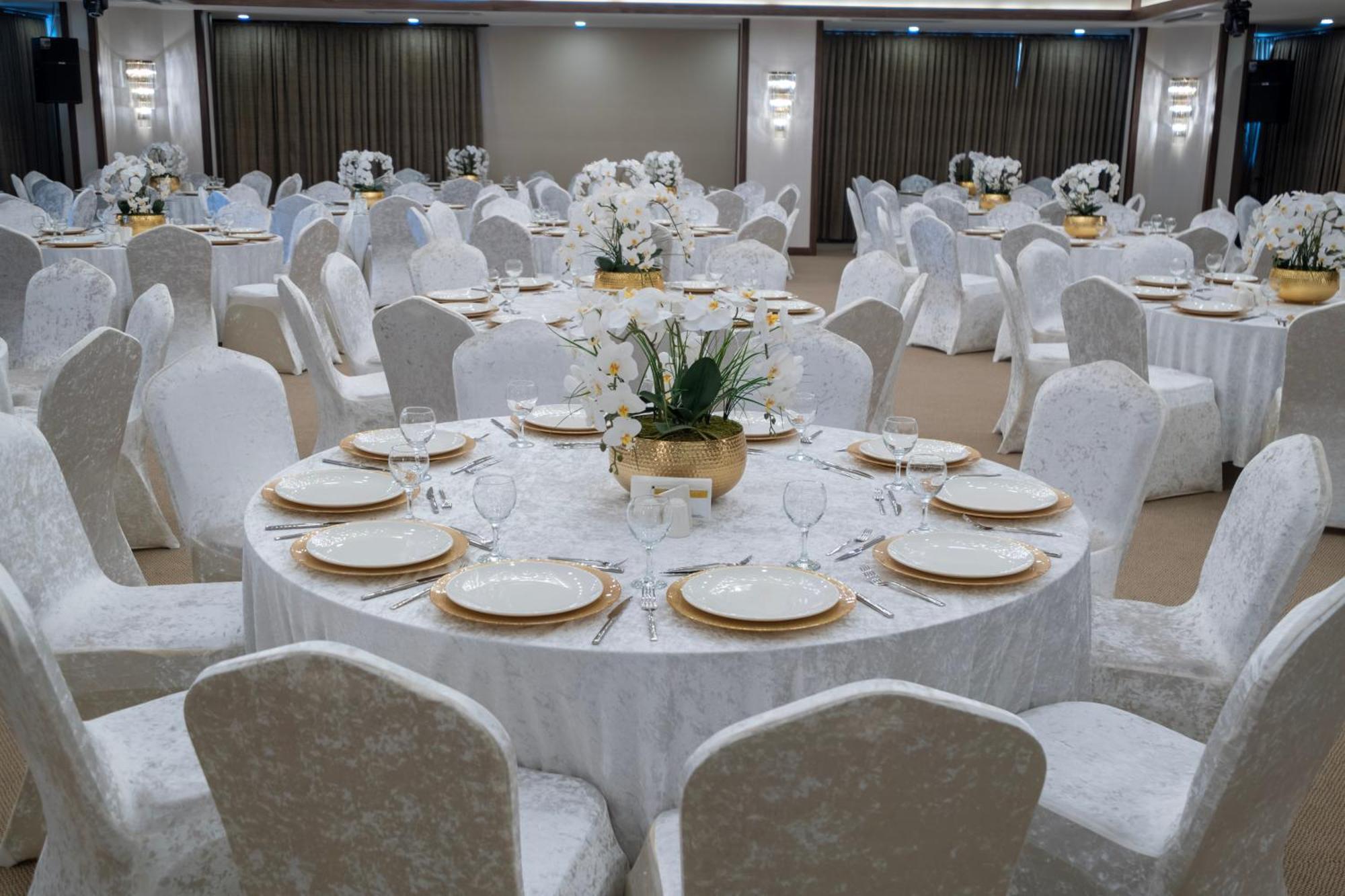 Park Dedeman Mersin Marina جفتليك المظهر الخارجي الصورة