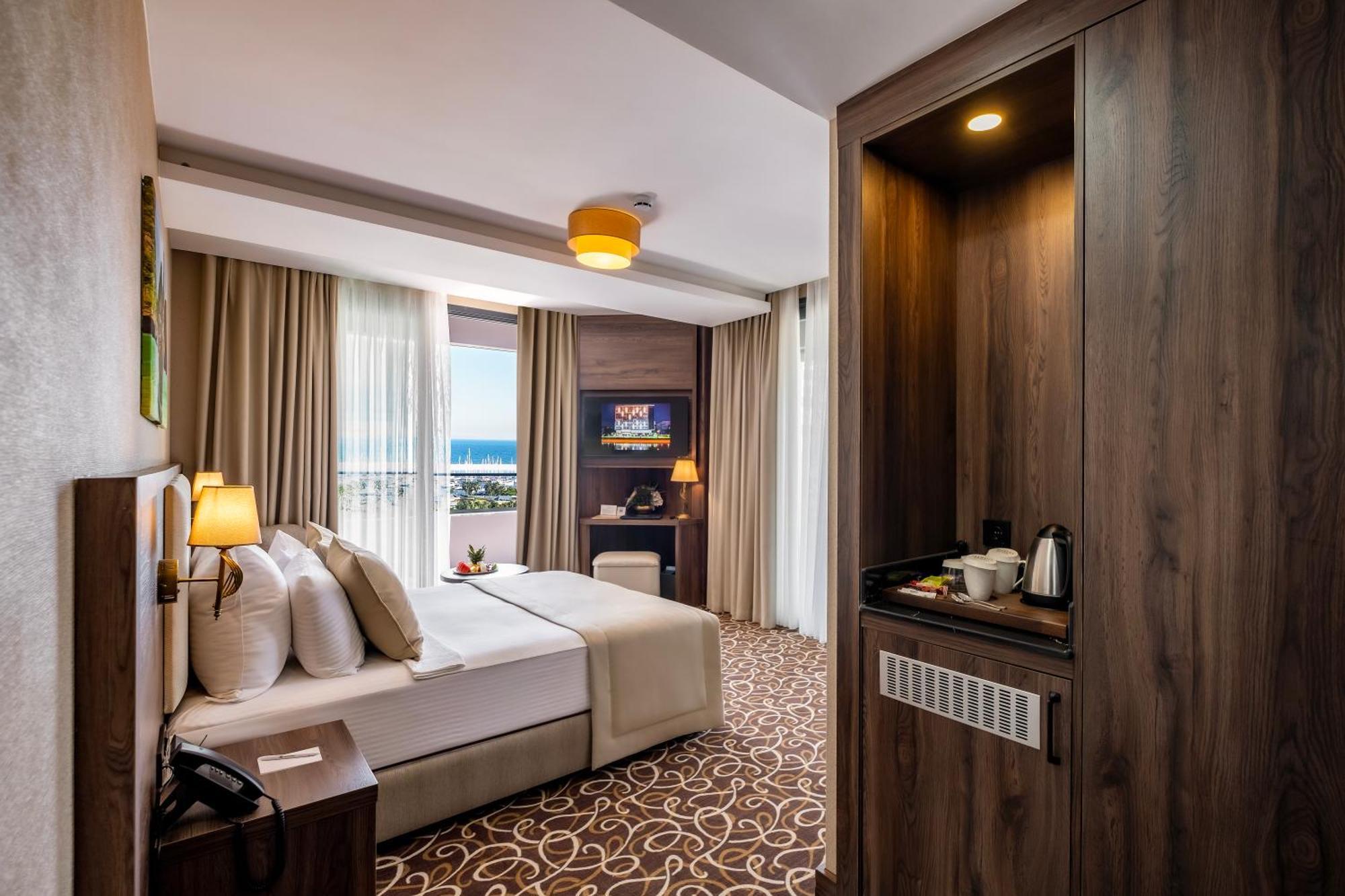 Park Dedeman Mersin Marina جفتليك المظهر الخارجي الصورة